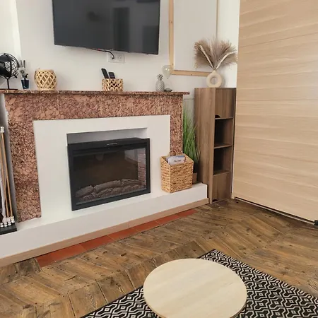 Appartement Au Coeur De Ville Embrun Buitenkant foto